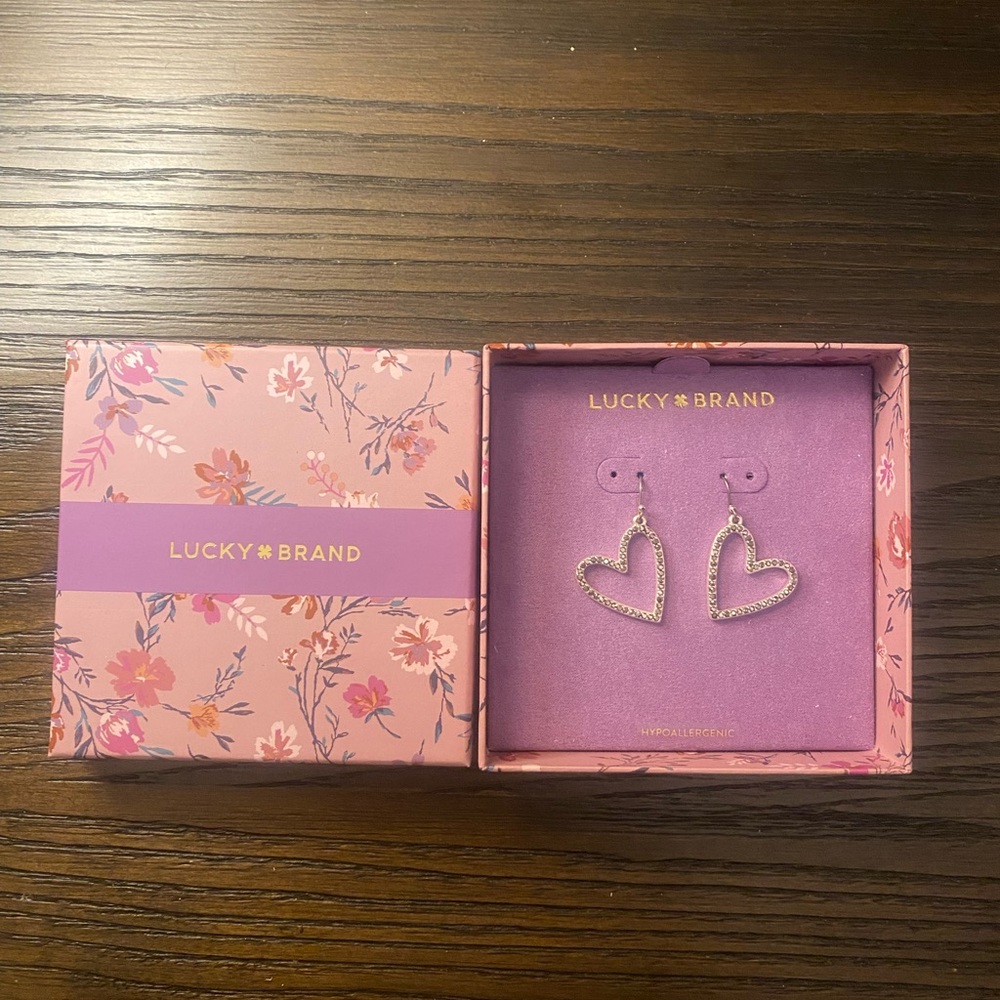 NEW Lucky Brand heart earrings